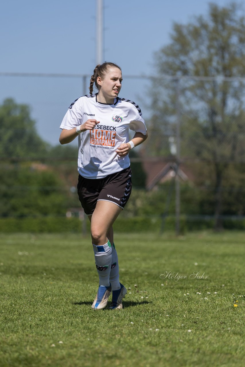 Bild 66 - F SV Henstedt Ulzburg - SV Fortuna Boesdorf : Ergebnis: 3:1